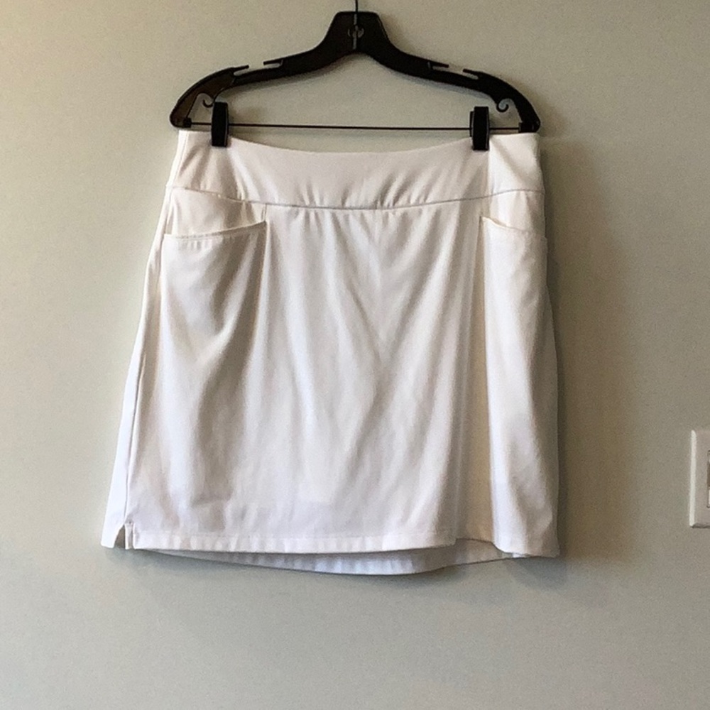 Adidas Classic White Golf Skort, Size Ladies Large - LL - FTTS